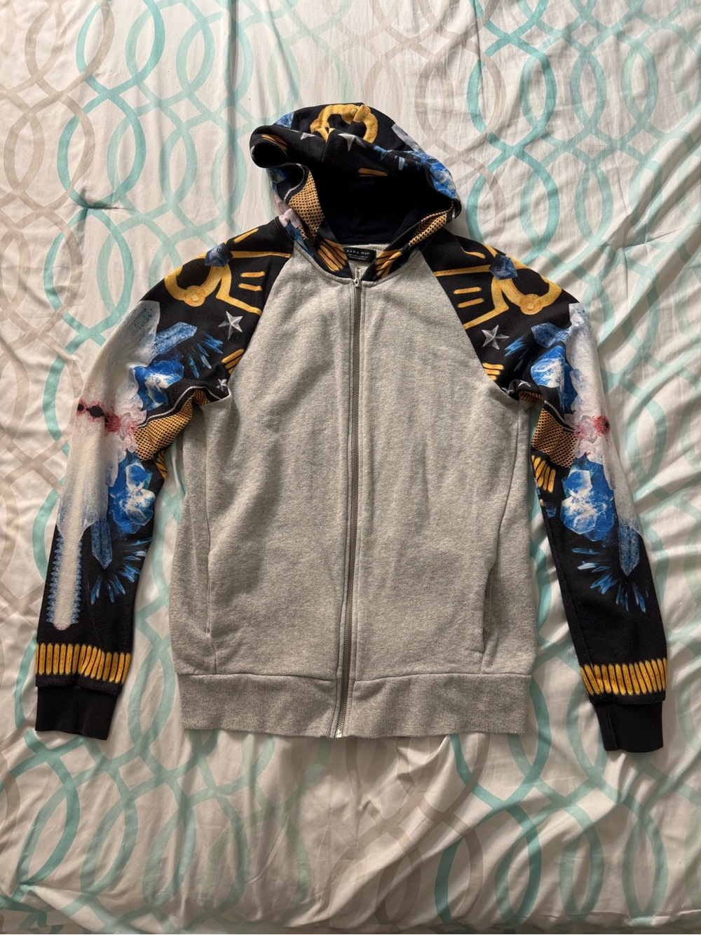 Zara Man Black and Yellow Zip-Front Sweater